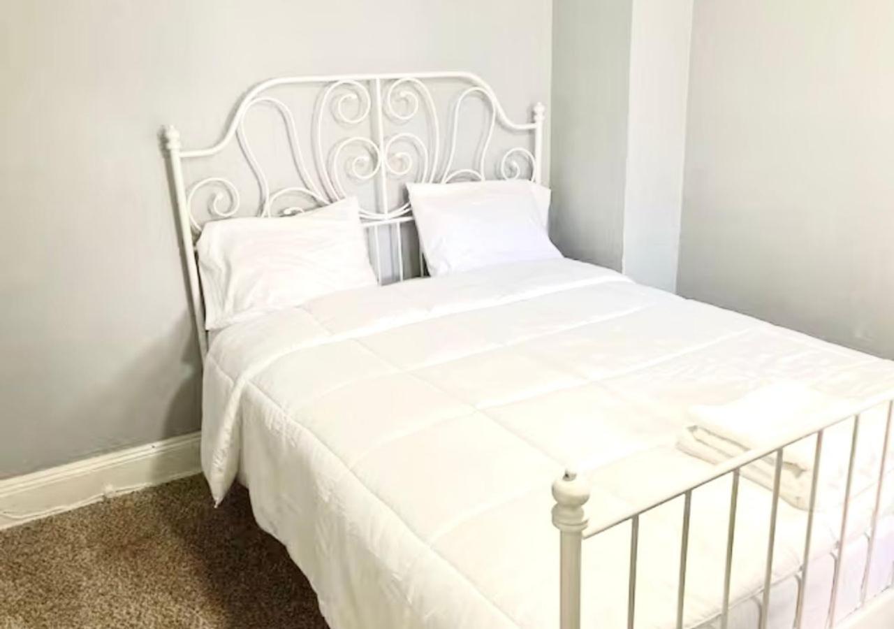Clover 2900 - Apartment And Rooms With Private Bathroom Near Washington Ave South Philly Philadelphia Buitenkant foto