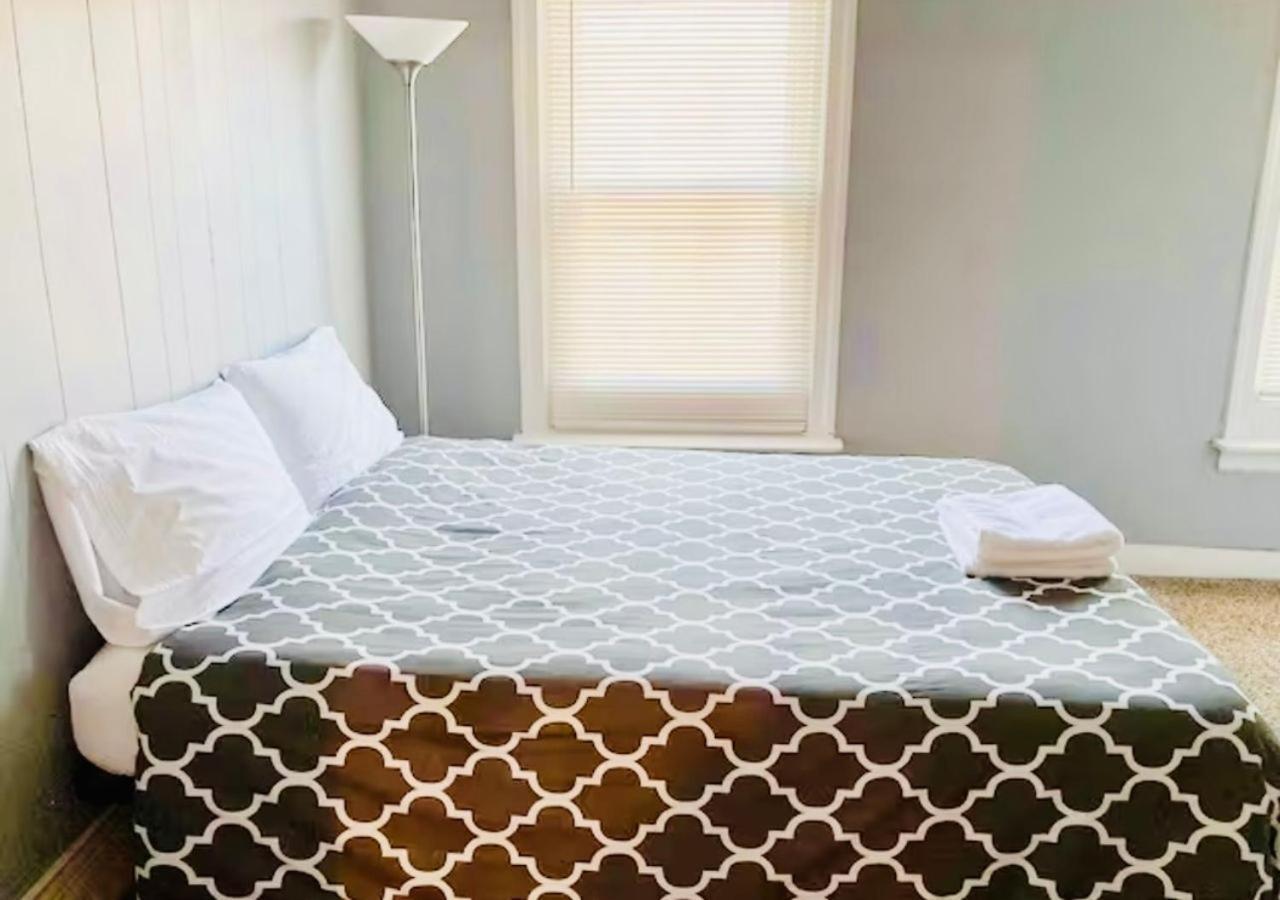 Clover 2900 - Apartment And Rooms With Private Bathroom Near Washington Ave South Philly Philadelphia Buitenkant foto