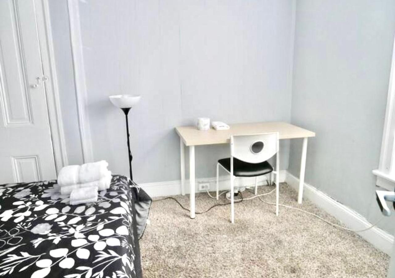 Clover 2900 - Apartment And Rooms With Private Bathroom Near Washington Ave South Philly Philadelphia Buitenkant foto