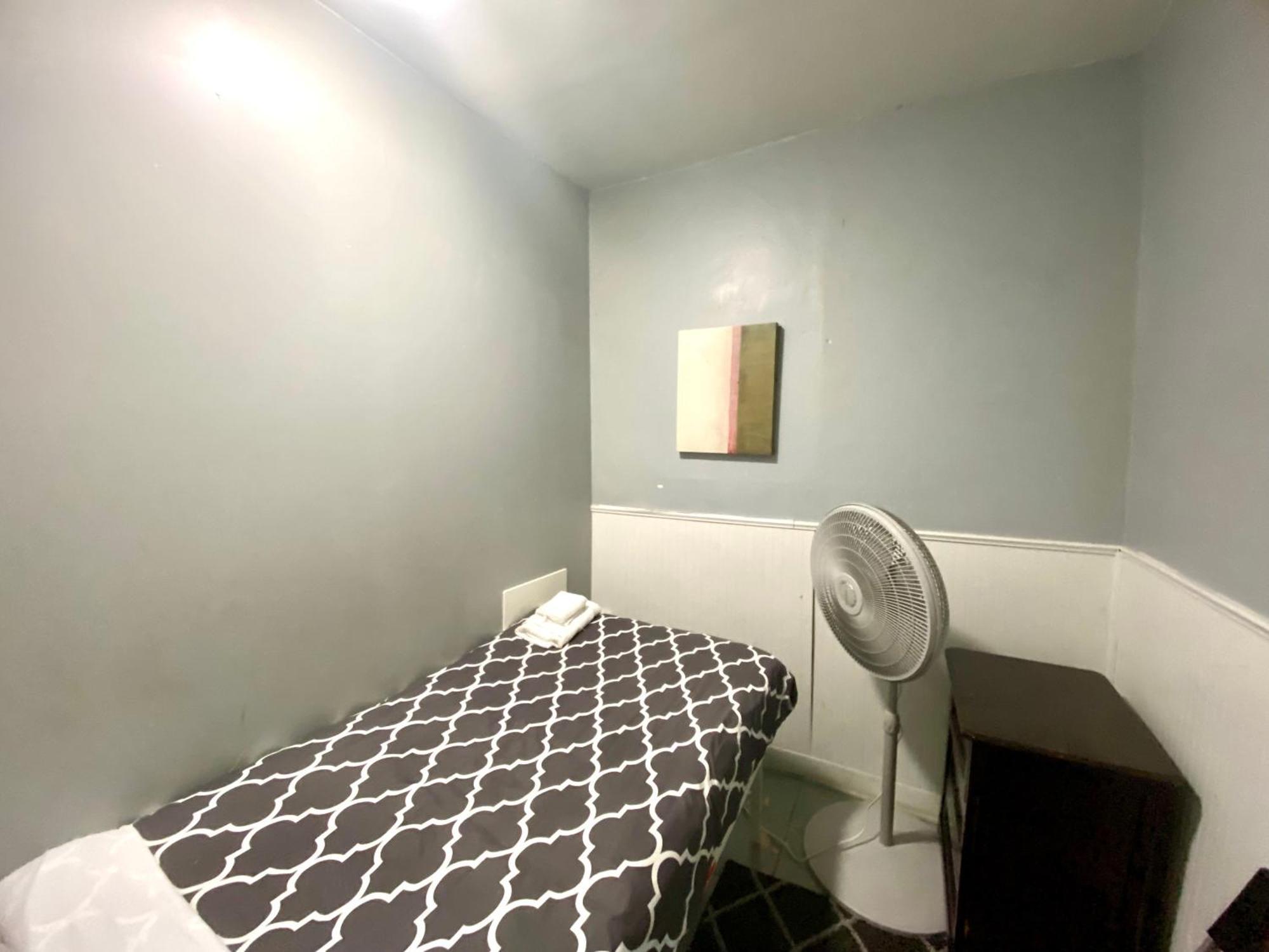 Clover 2900 - Apartment And Rooms With Private Bathroom Near Washington Ave South Philly Philadelphia Buitenkant foto