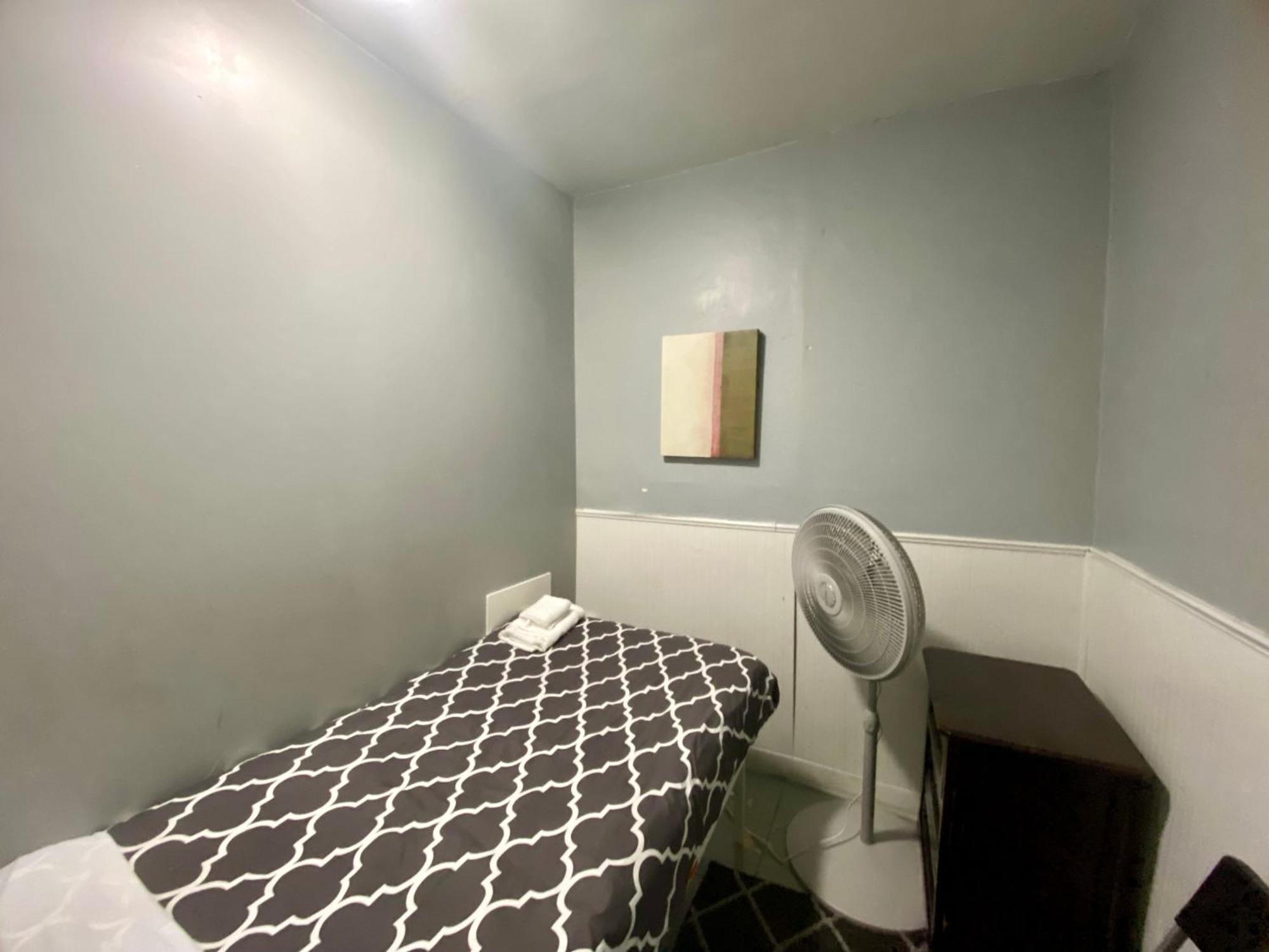 Clover 2900 - Apartment And Rooms With Private Bathroom Near Washington Ave South Philly Philadelphia Buitenkant foto