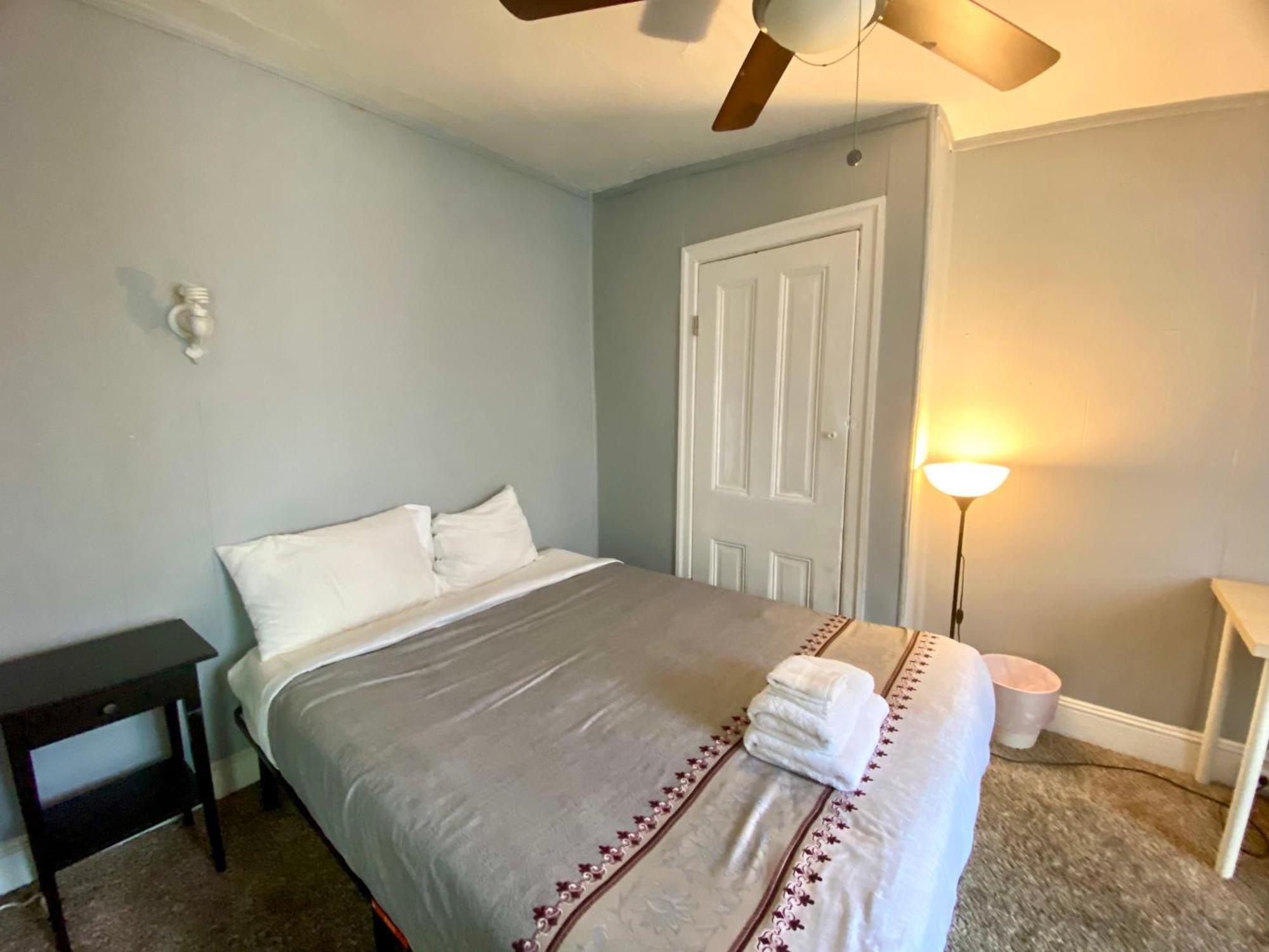 Clover 2900 - Apartment And Rooms With Private Bathroom Near Washington Ave South Philly Philadelphia Buitenkant foto